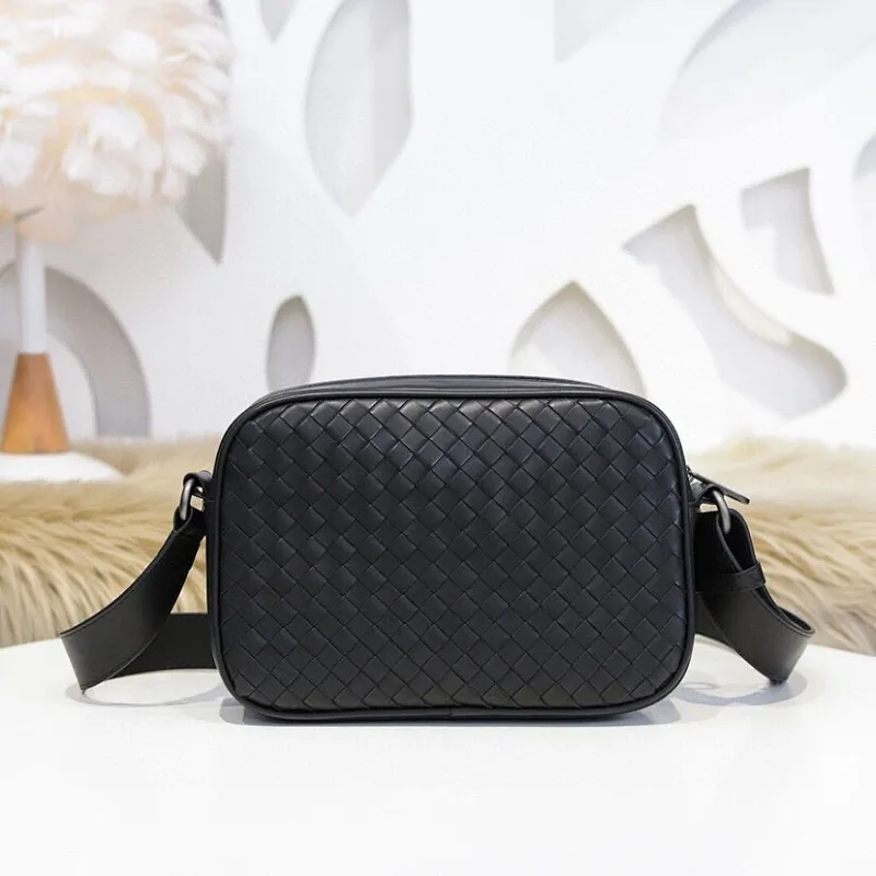 All categories 💚 Top version men’s bags 💚 BV 2024 new BV crossbody bag